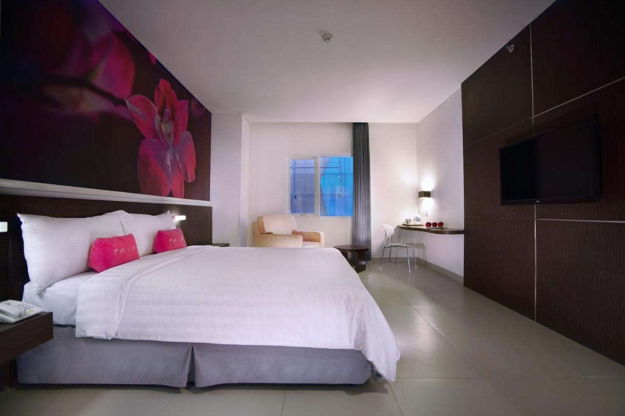 Favehotel Melawai Jakarta Exterior photo